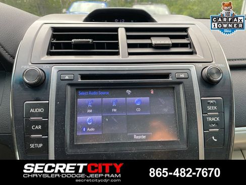 Used 2014 Toyota Camry LE FWD image 15