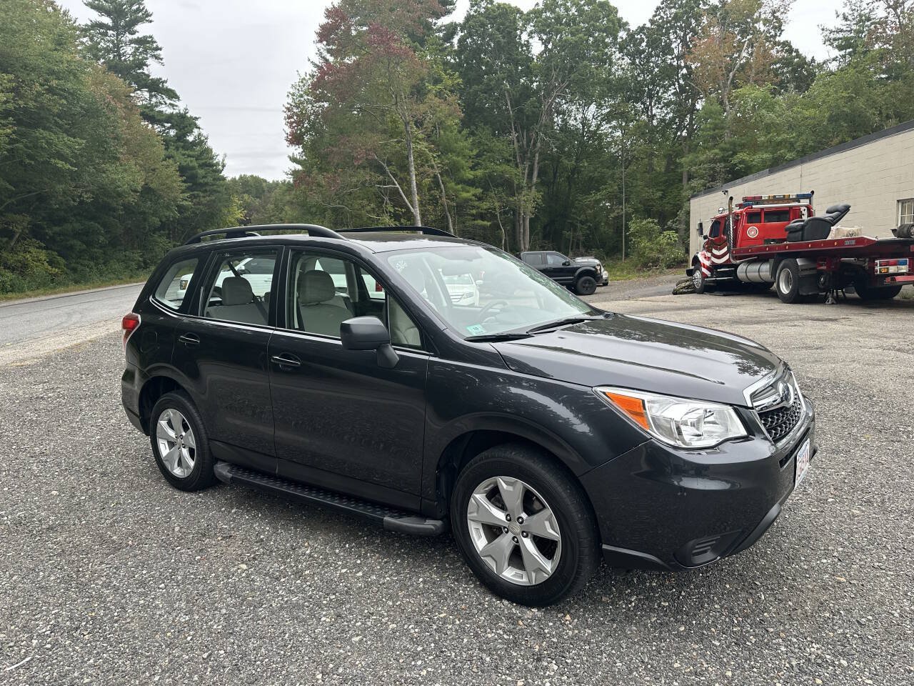 Used 2016 Subaru Forester 2.5i w/ Alloy Wheel Package AWD/4WD image 4
