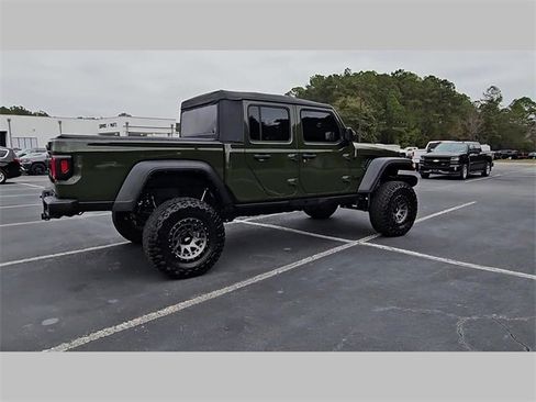 Used 2023 Jeep Gladiator Sport image 34