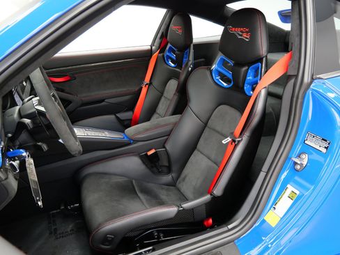 Used 2019 Porsche 911 GT2 RS RWD image 25