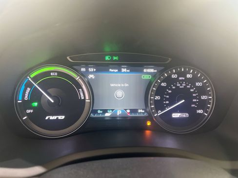 Used 2019 Kia Niro EX Premium w/ Sunroof Package image 29