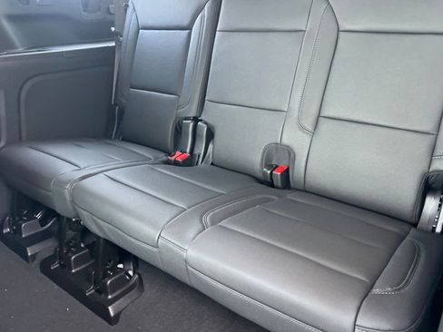 New 2026 Chevrolet Suburban LT w/ Comfort Package AWD/4WD image 12