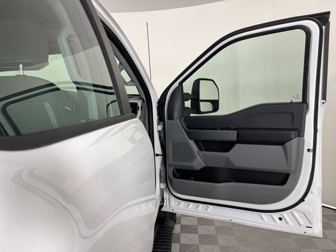 Certified 2024 Ford F250 XL w/ STX Appearance Package image 29
