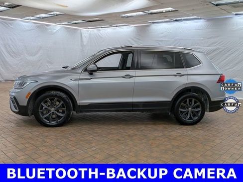 Used 2022 Volkswagen Tiguan SE image 4