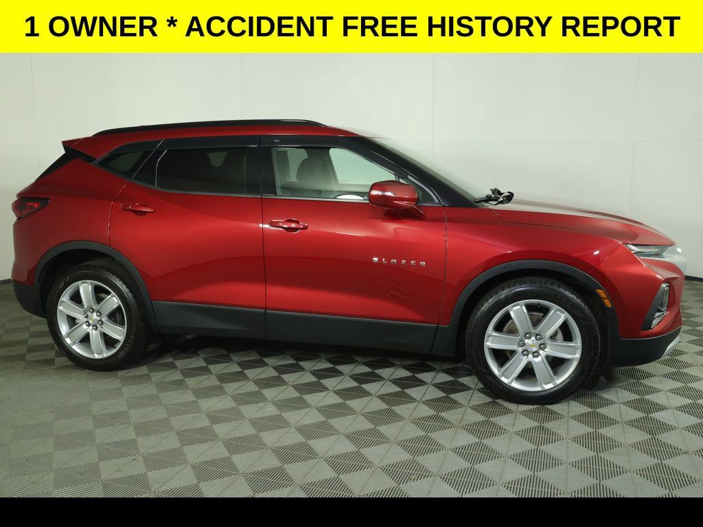 Used 2019 Chevrolet Blazer LT AWD/4WD image 2