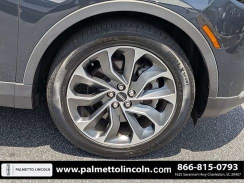 Used 2021 Lincoln Nautilus Reserve FWD image 11