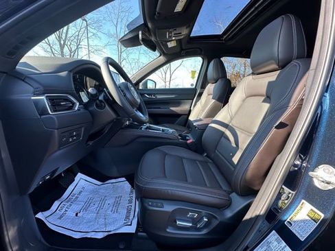New 2025 MAZDA CX-5 Signature image 23