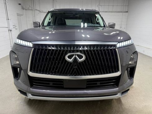 Used 2025 INFINITI QX80 Luxe image 2