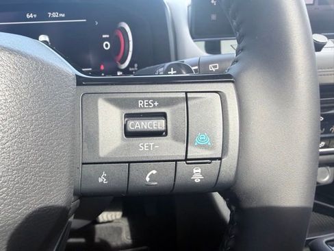 Certified 2025 Nissan Rogue SL w/ SL Premium Package image 11