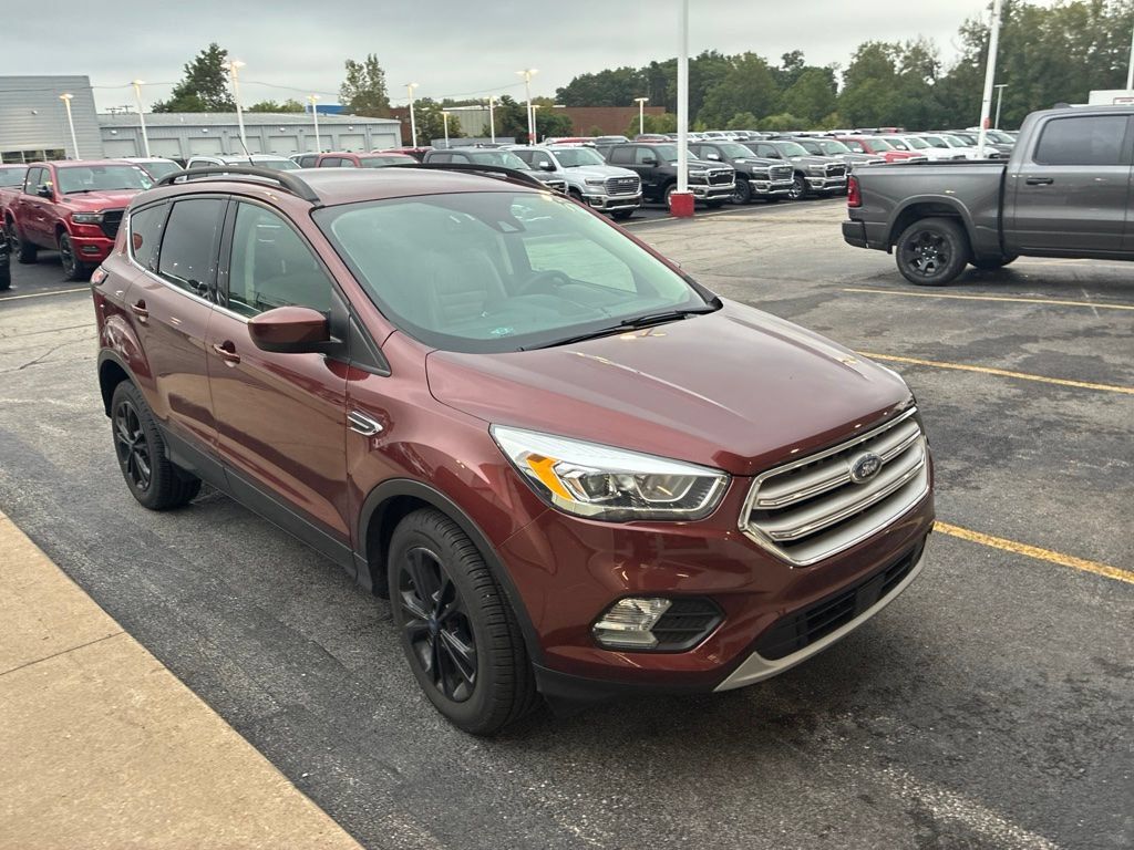 Used 2018 Ford Escape SEL w/ Ford Safe & Smart Package FWD image 3