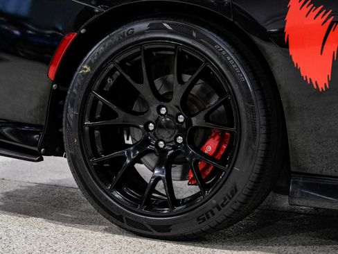Used 2016 Dodge Charger SRT w/ Harman/Kardon Audio Group RWD image 67