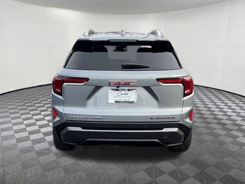 Used 2026 GMC Terrain Elevation w/ Elevation Premium Package image 5