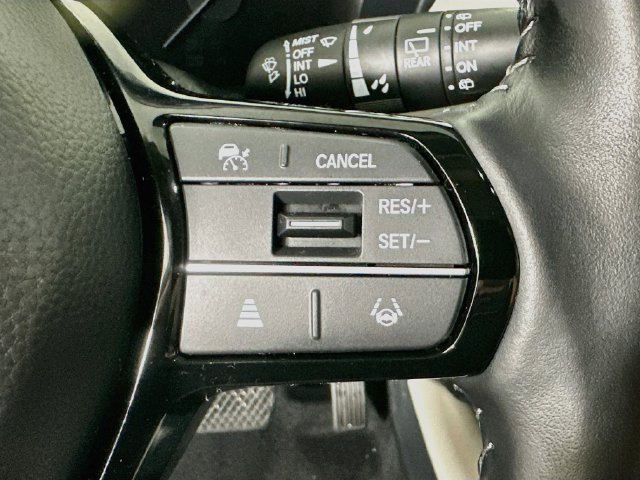 Certified 2026 Honda HR-V EX-L image 11