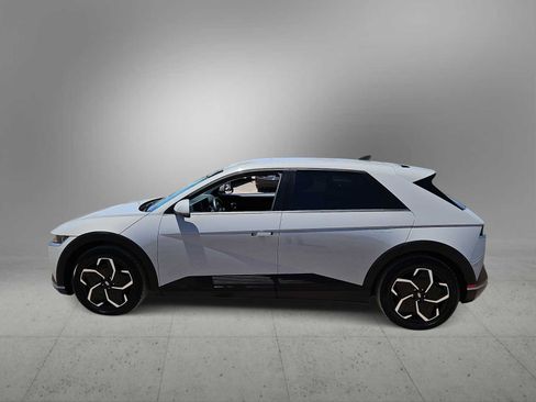 Certified 2024 Hyundai Ioniq 5 SEL RWD image 5