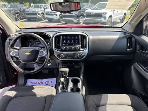 Used 2021 Chevrolet Colorado LT w/ LT Convenience Package AWD/4WD image 13