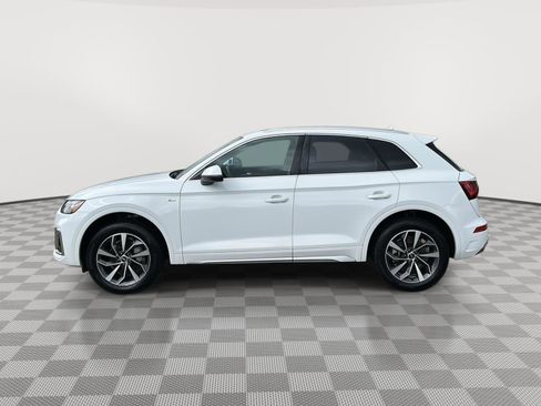 Used 2023 Audi Q5 2.0T Premium Plus w/ Premium Plus Package AWD/4WD image 8