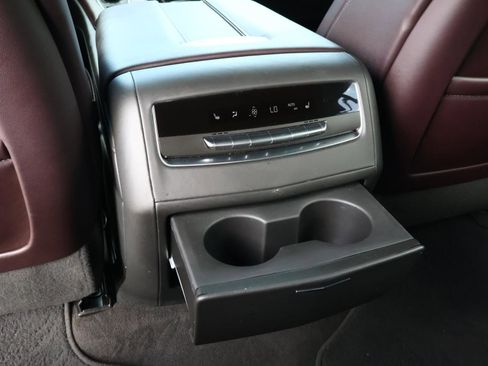 Certified 2024 Cadillac Escalade Sport Platinum AWD/4WD image 19