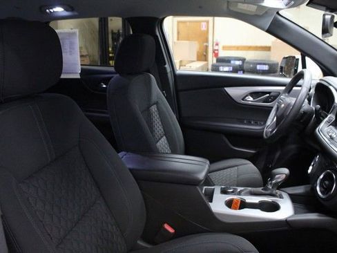Used 2022 Chevrolet Blazer LT FWD image 10