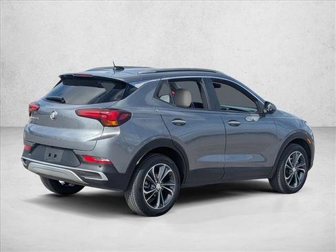 Used 2022 Buick Encore GX Select w/ Advanced Technology Package image 5