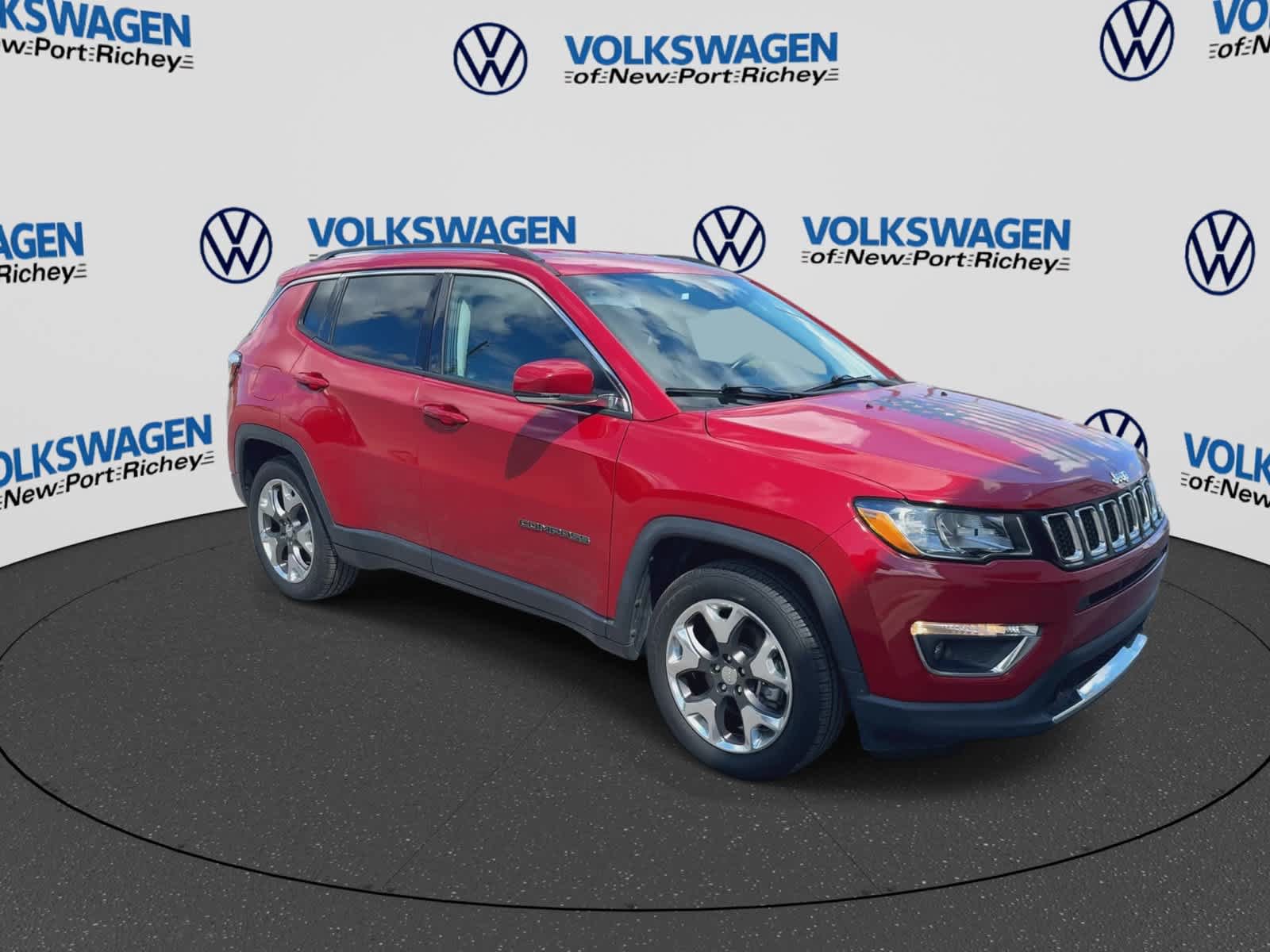 Used 2021 Jeep Compass Limited FWD image 2
