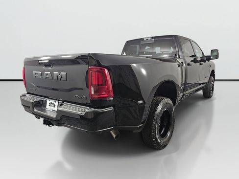 New 2026 RAM 3500 Laramie AWD/4WD image 4