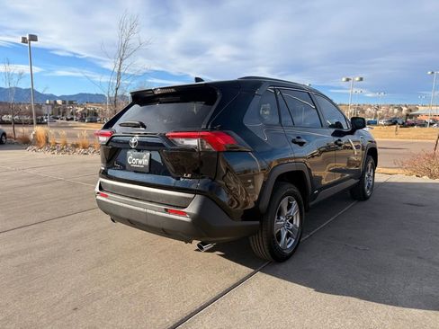 Used 2025 Toyota RAV4 LE image 5