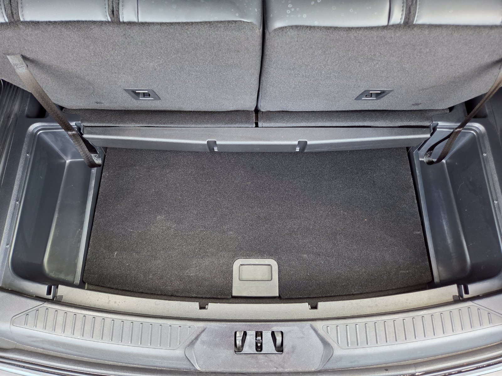 Used 2025 Ford Explorer ST-Line RWD image 26