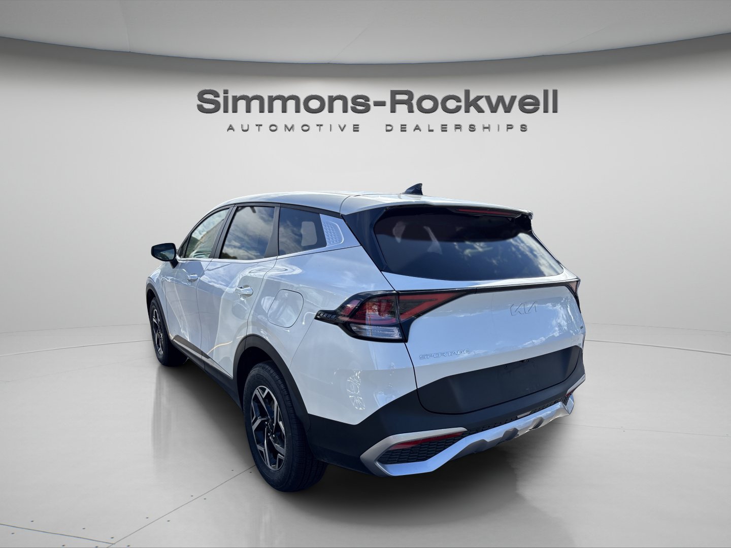 Used 2023 Kia Sportage LX AWD/4WD image 2