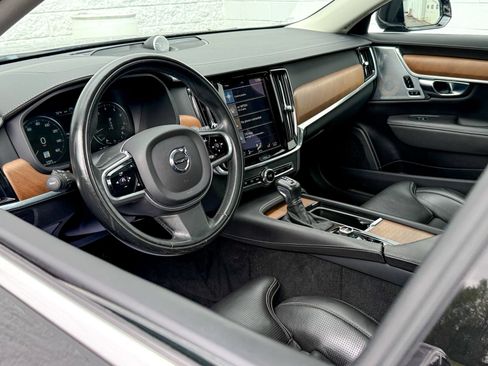 Used 2017 Volvo S90 T6 Inscription w/ Vision Package AWD/4WD image 16
