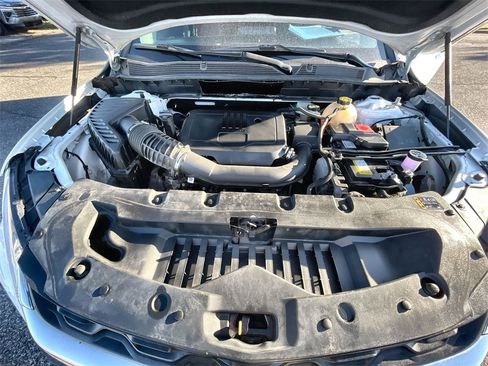 Used 2023 Chevrolet Blazer LT image 17