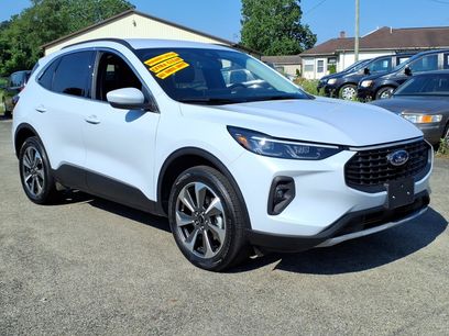 Used 2025 Ford Escape Platinum