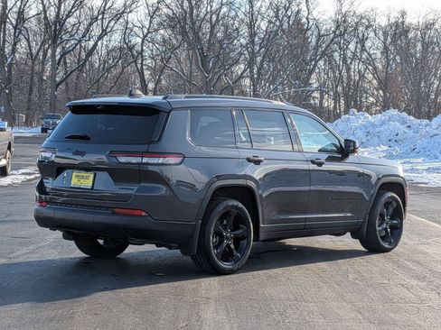 Used 2024 Jeep Grand Cherokee L Limited w/ Luxury Tech Group II AWD/4WD image 7