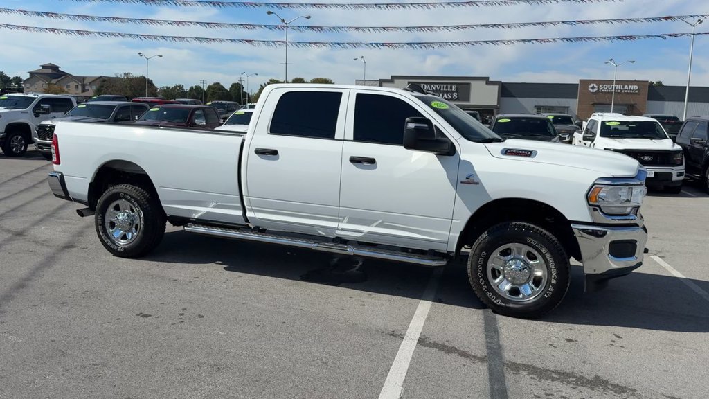 Used 2024 RAM 2500 Tradesman w/ Chrome Appearance Group AWD/4WD image 8