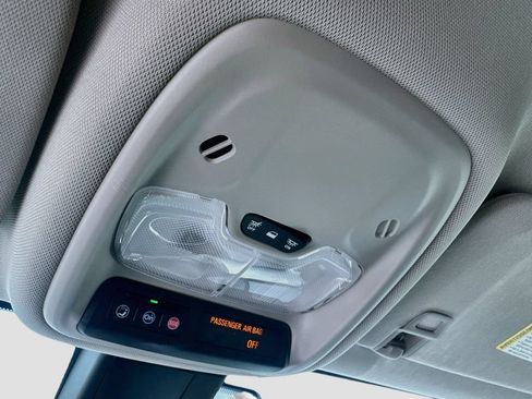 Used 2023 Buick Encore GX Preferred FWD image 18
