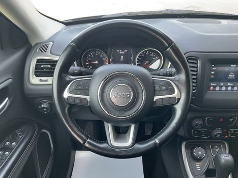 Used 2021 Jeep Compass Sport image 11