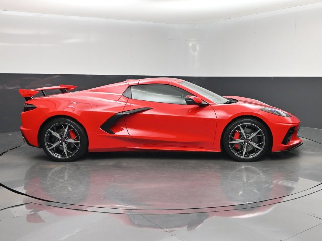 Used 2023 Chevrolet Corvette Stingray Premium Conv w/ Z51 Performance Package RWD image 2