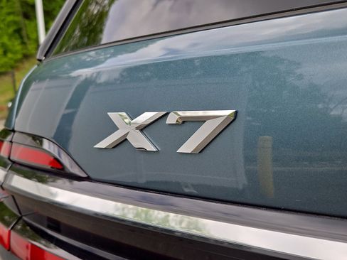 Used 2024 BMW X7 xDrive40i w/ Premium Package AWD/4WD image 31