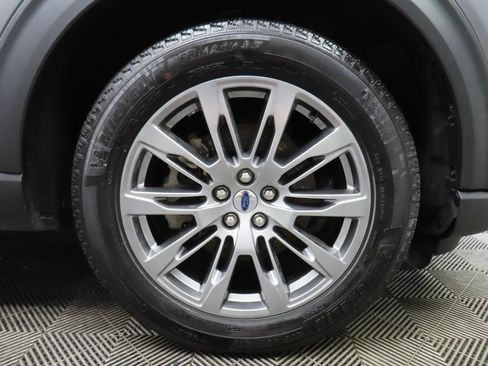 Used 2026 Ford Explorer Platinum AWD/4WD image 10