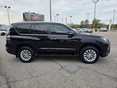Used 2018 Lexus GX 460 Premium image 4