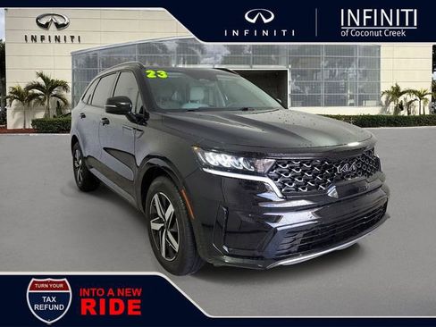 Used 2023 Kia Sorento S FWD image 1