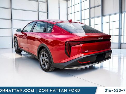 Used 2025 Kia K4 FWD image 27