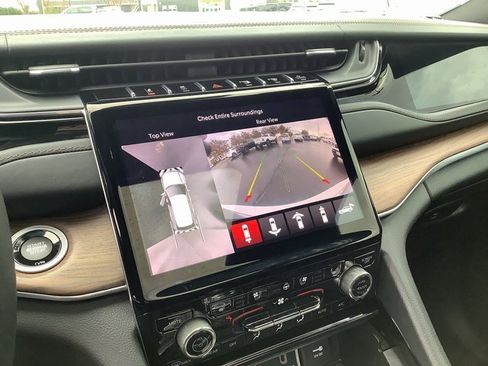 Used 2023 Jeep Grand Cherokee L Summit w/ Advanced Protech Group IV image 19