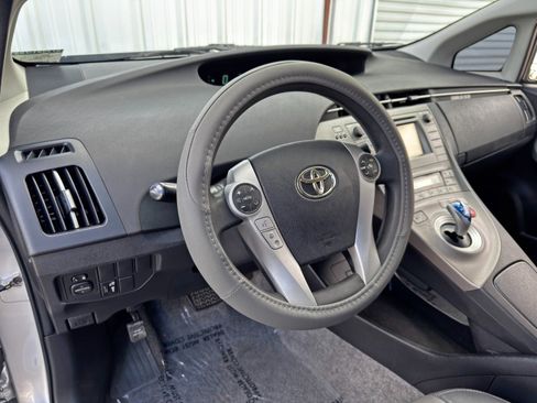 Used 2012 Toyota Prius Three image 12