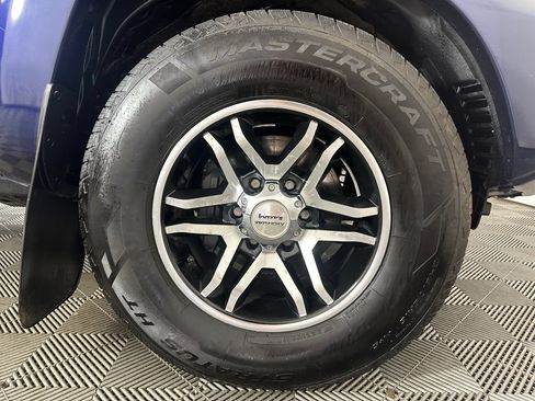 Used 2012 Toyota Tacoma 4x4 Access Cab V6 w/ SR5 Pkg image 28