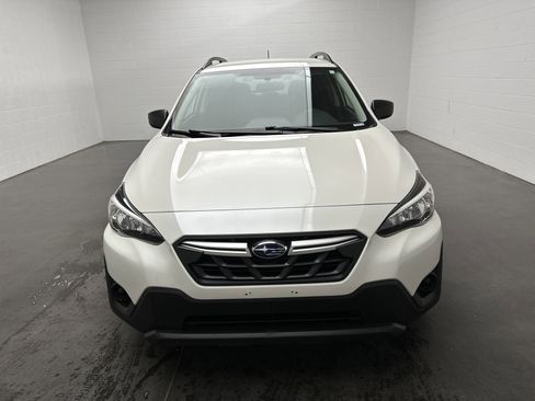 Used 2023 Subaru Crosstrek 2.0i image 3