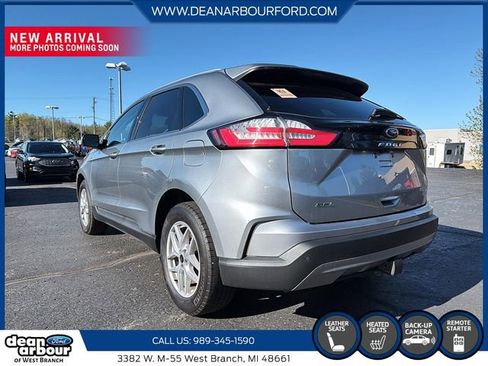 Certified 2024 Ford Edge SEL w/ Convenience Package AWD/4WD image 2