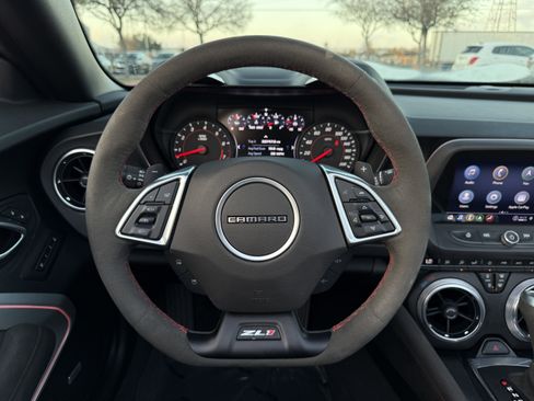 Used 2022 Chevrolet Camaro ZL1 image 22