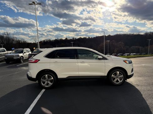 Certified 2024 Ford Edge SEL w/ Convenience Package image 5