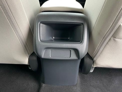 Certified 2025 Honda HR-V LX image 36