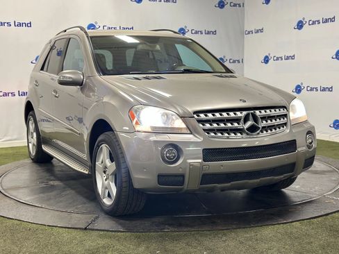 Used 2008 Mercedes-Benz ML 550 4MATIC image 1